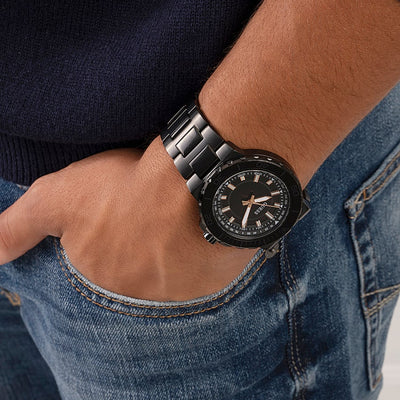 Guess Track Black Dial Men 44mm