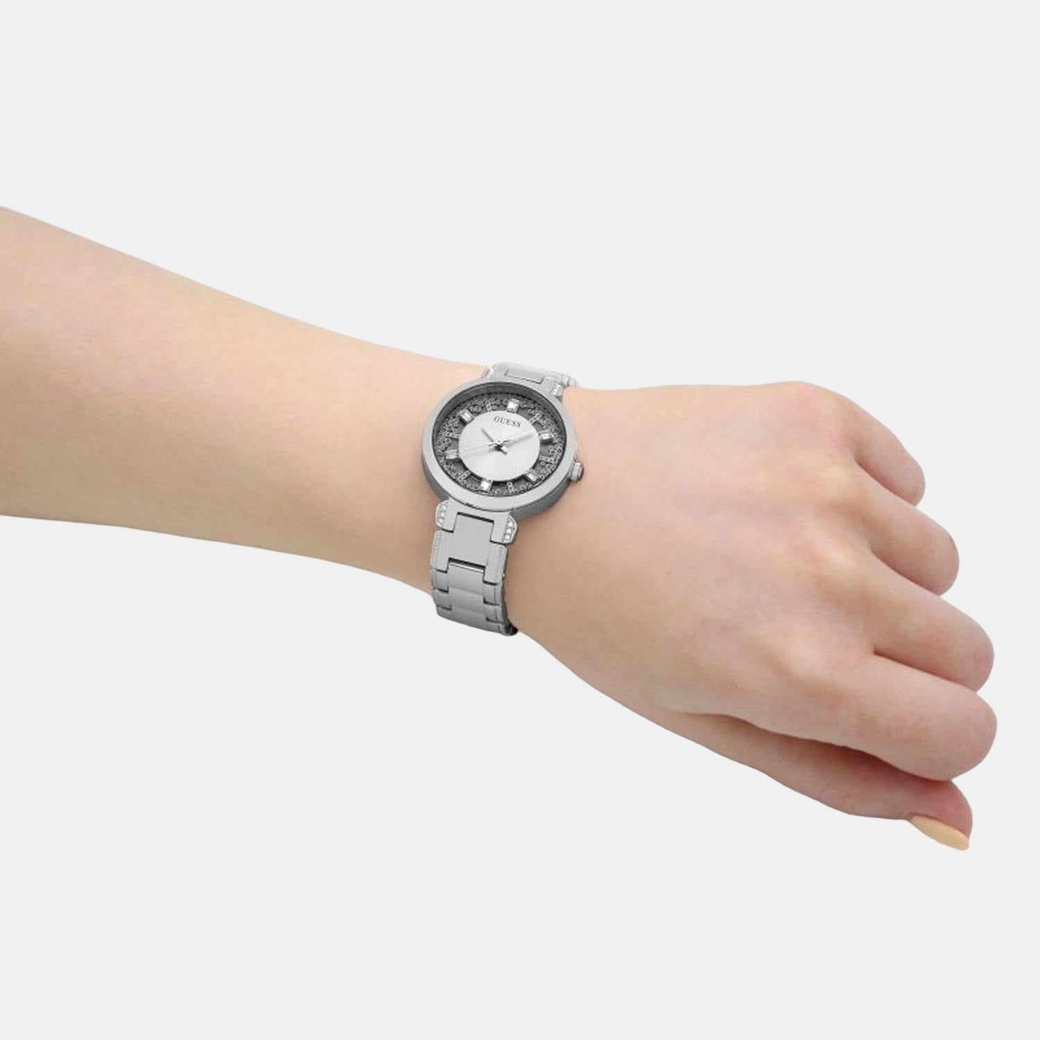 Crystal Clear Women Quartz Silver Dial Analog Stainless Steel Watch GW0470L1