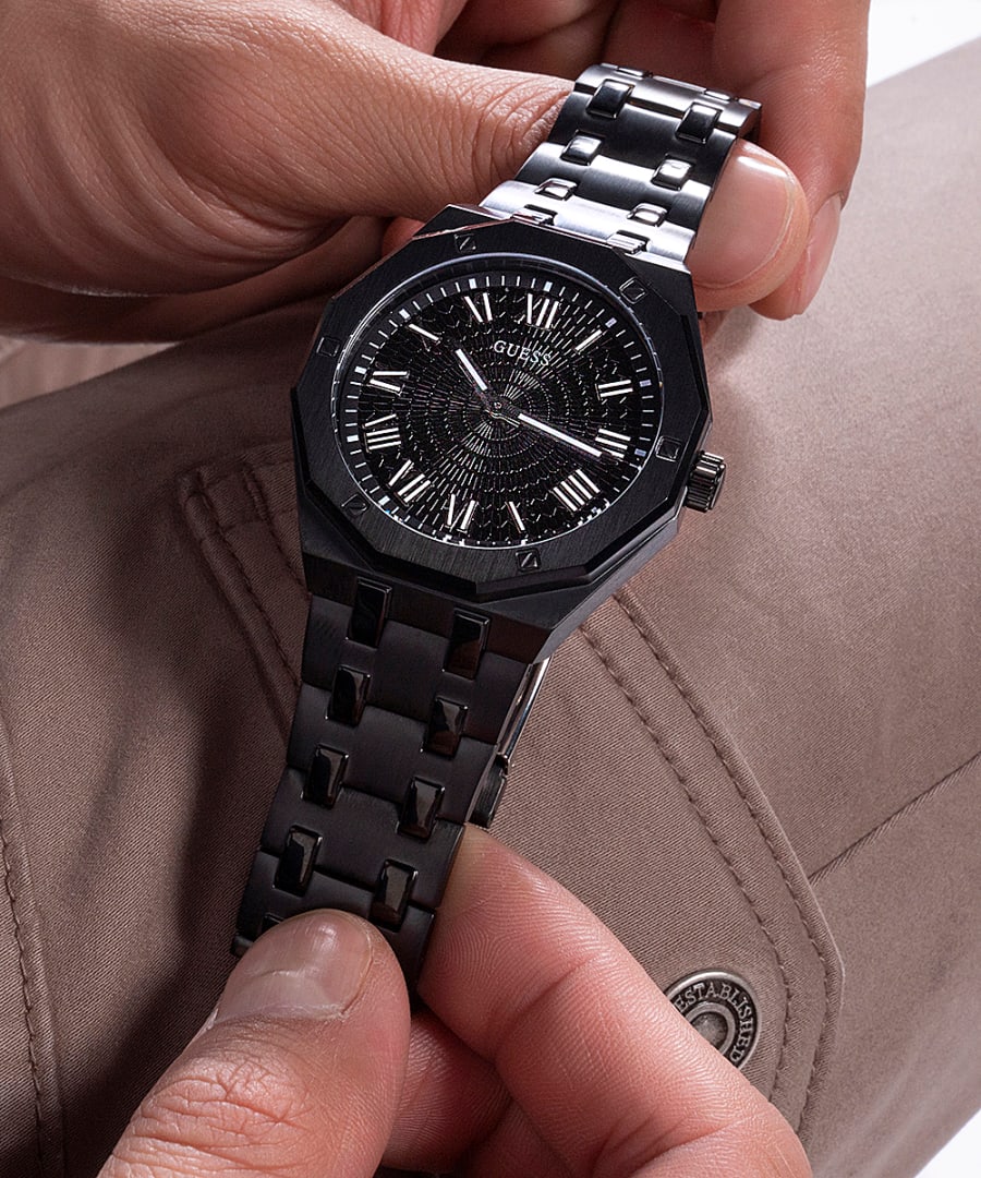 Guess Asset Black Dial Men 42.5mm