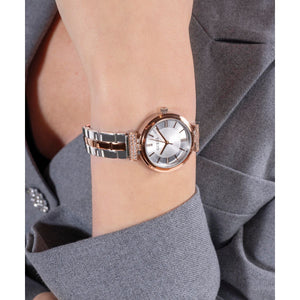 Array Women Quartz Silver Dial Analog Stainless Steel Watch GW0762L4