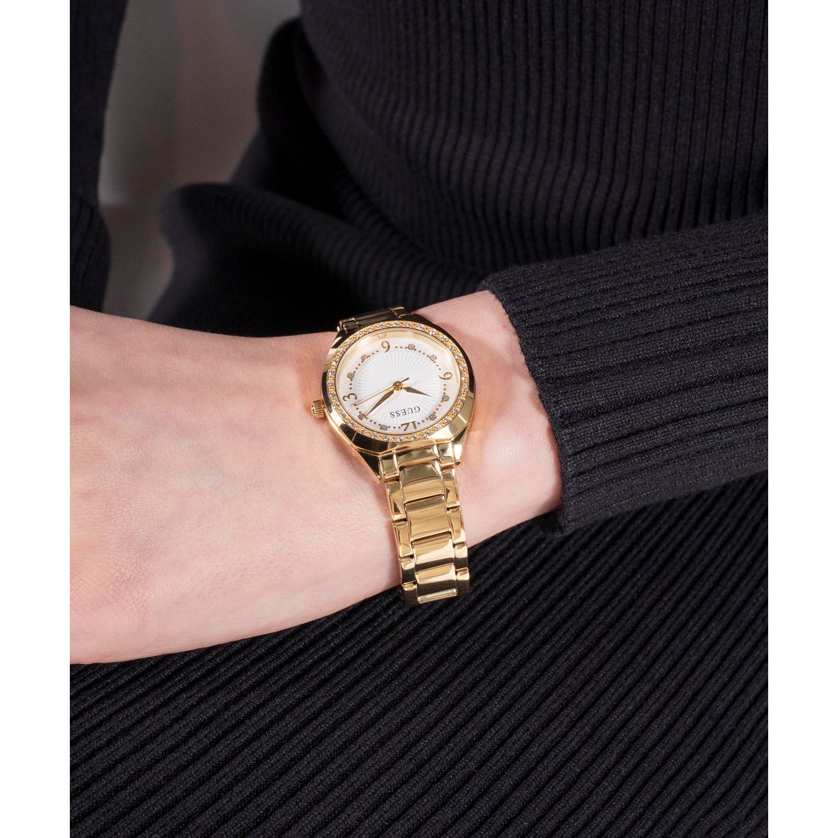 Charlotte Women Quartz White Dial Analog Stainless Steel Watch GW0767L2