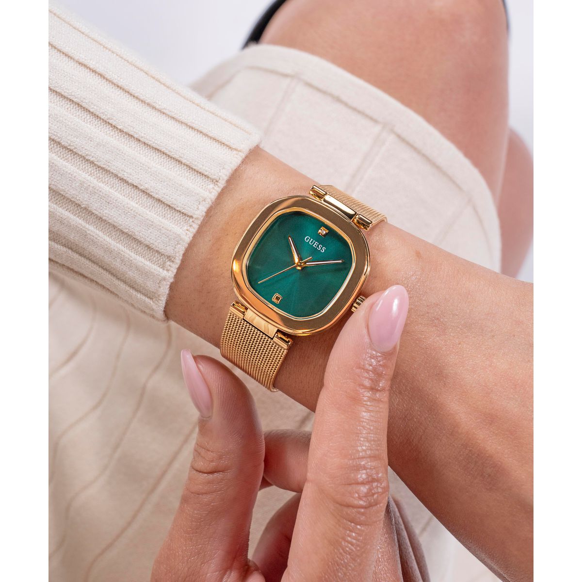 Guess Dress Women Quartz Green Dial Analog Mesh Watch GW0768L2