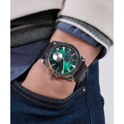 Greyson Men Quartz Green Dial Analog Leather Watch GW0793G1