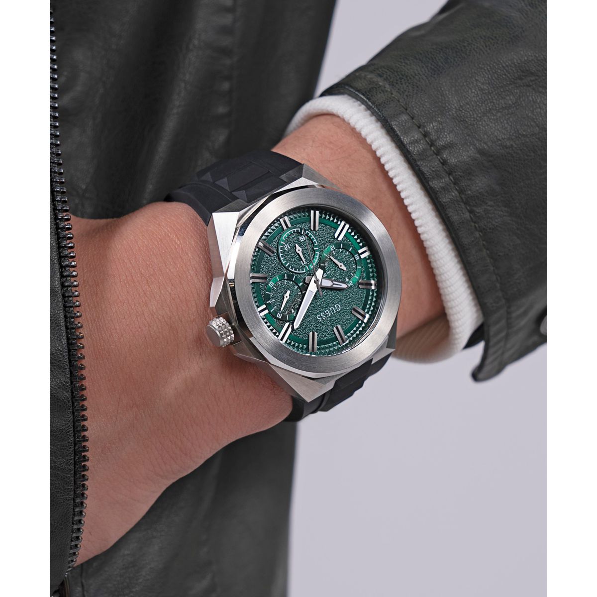 Dashboard Men Quartz Green Dial Multi-Function Silicone Watch GW0799G3