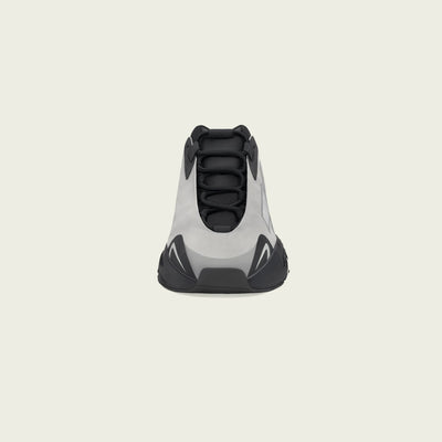 Adidas Originals | YEEZY BOOST 700 MNVN METALLIC