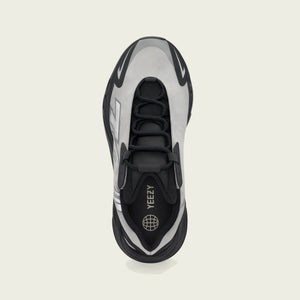 Adidas Originals | YEEZY BOOST 700 MNVN METALLIC