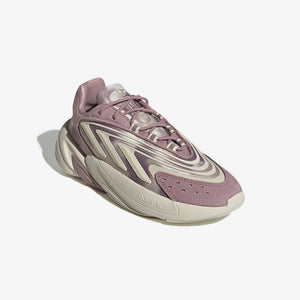 Adidas Originals | OZELIA  { WONDER WHITE/ALUMINIUM