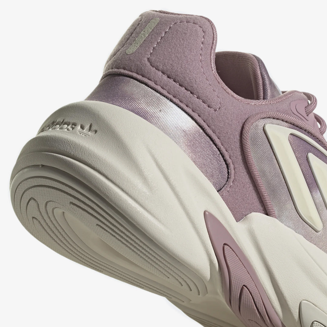 Adidas Originals | OZELIA  { WONDER WHITE/ALUMINIUM
