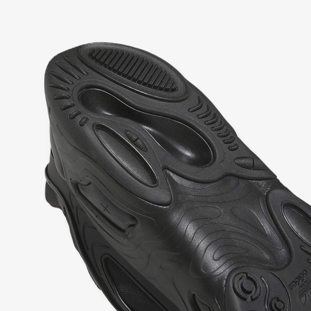 Adidas Originals | OZNOVA  { CORE BLACK