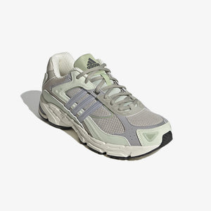 Adidas Originals | RESPONSE CL  { LINEN GREEN / CHALK WHITE