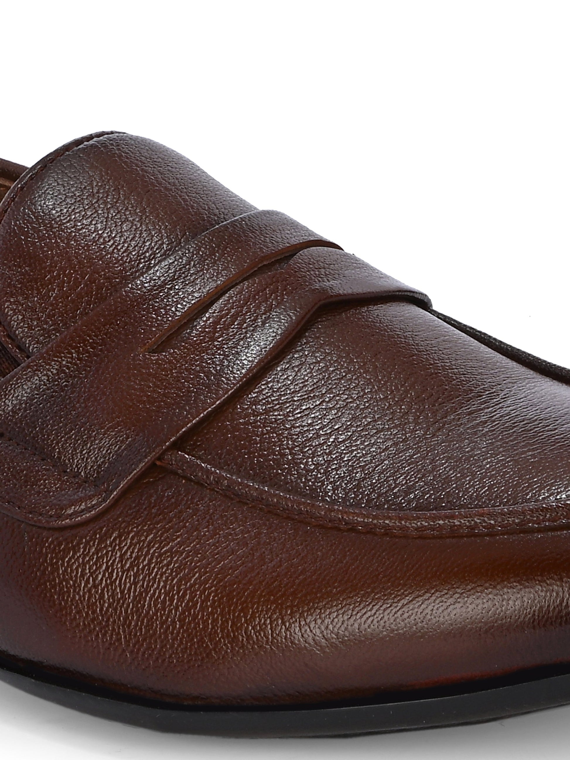 Rover Penny Loafers by Aspeerio
