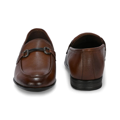 Rover Buckled Loafers by Aspeerio