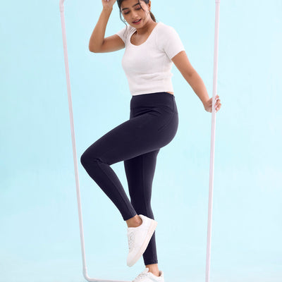 Women Solid Navy High Rise Yoga Leggings