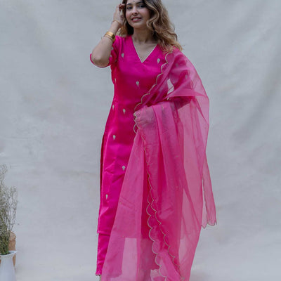 Gulabi Beli