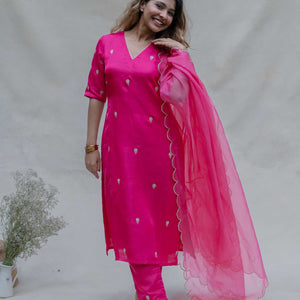 Gulabi Beli