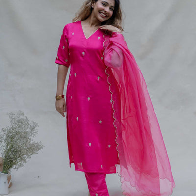 Gulabi Beli