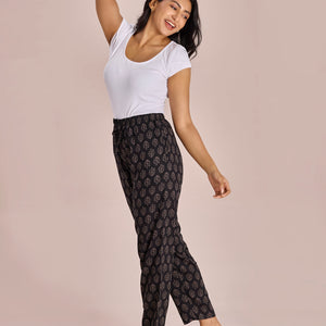 Women Printed Black Mid Rise Viscose Lounge Pants