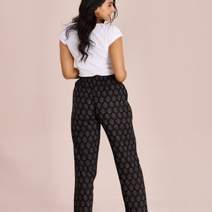Women Printed Black Mid Rise Viscose Lounge Pants