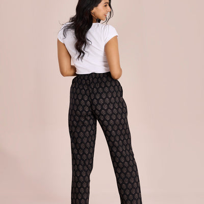 Women Printed Black Mid Rise Viscose Lounge Pants