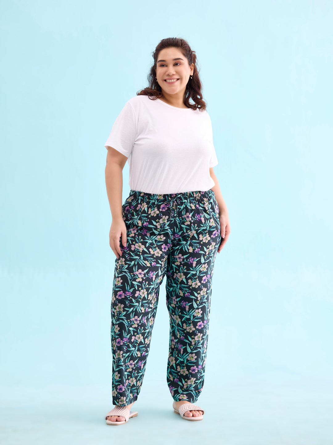 Women Printed Blacks Woven Viscose Lounge Pants