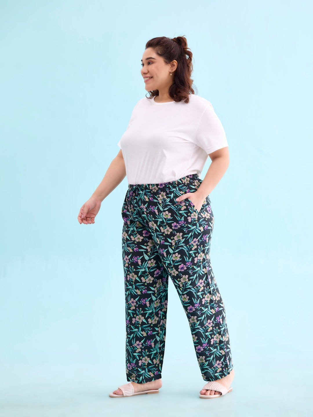 Women Printed Blacks Woven Viscose Lounge Pants