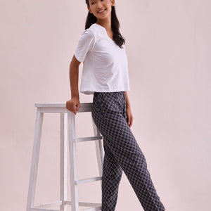 Women Printed Black Mid Rise Woven Viscose Lounge Pants