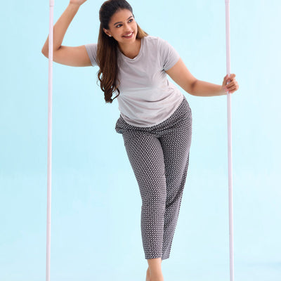 Women Printed Blacks Mid Rise Viscose Lounge Pants