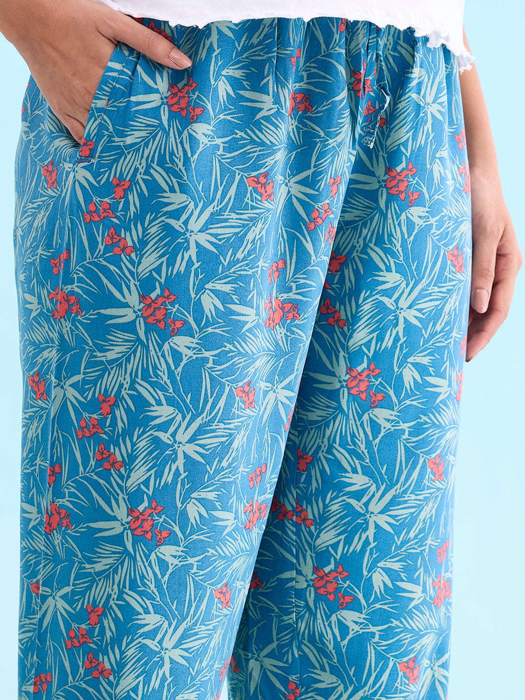 Women Printed Blue Mid Rise Woven Viscose Lounge Pants