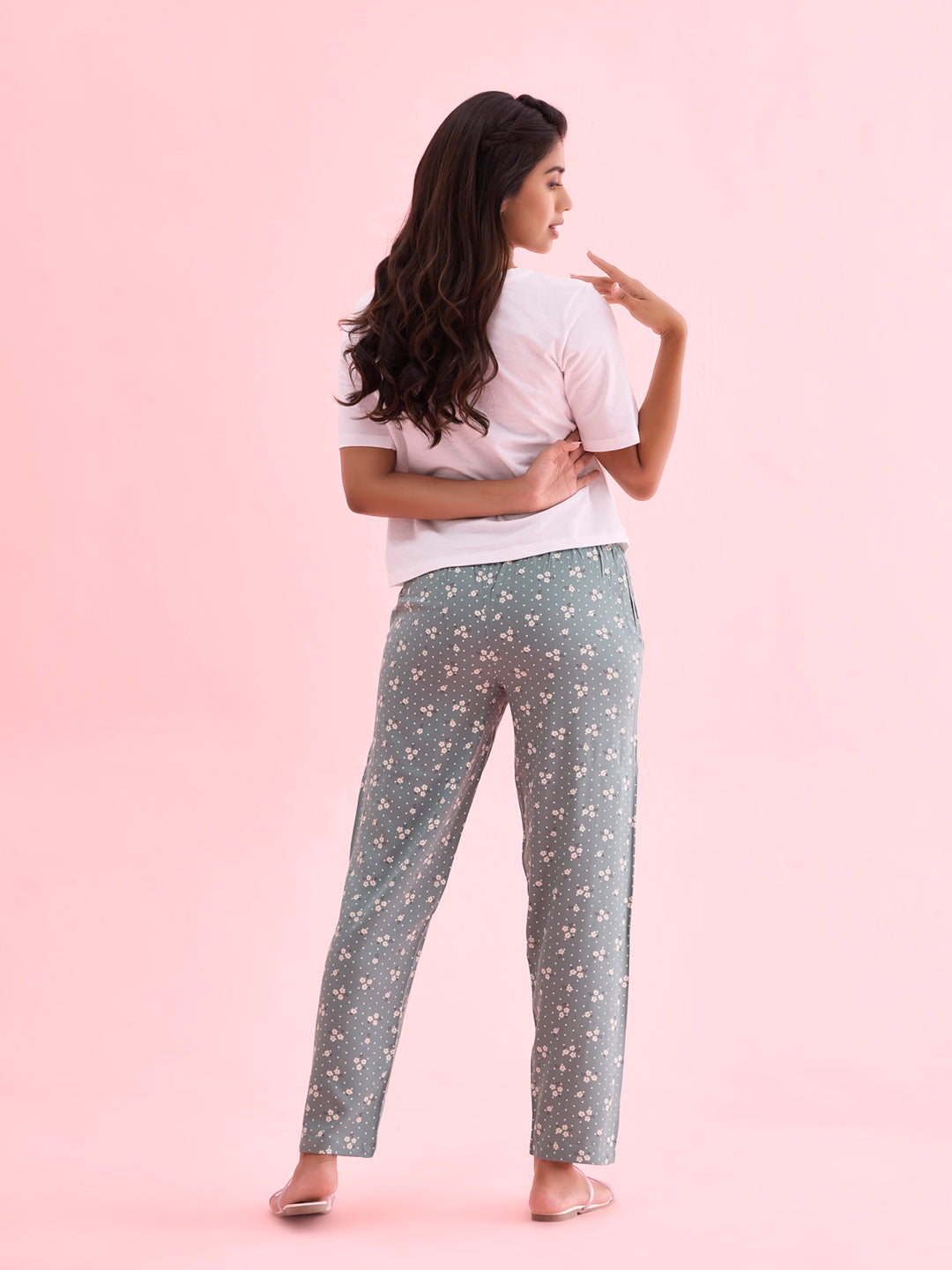 Women Printed Green Woven Viscose Mid Rise Lounge Pants