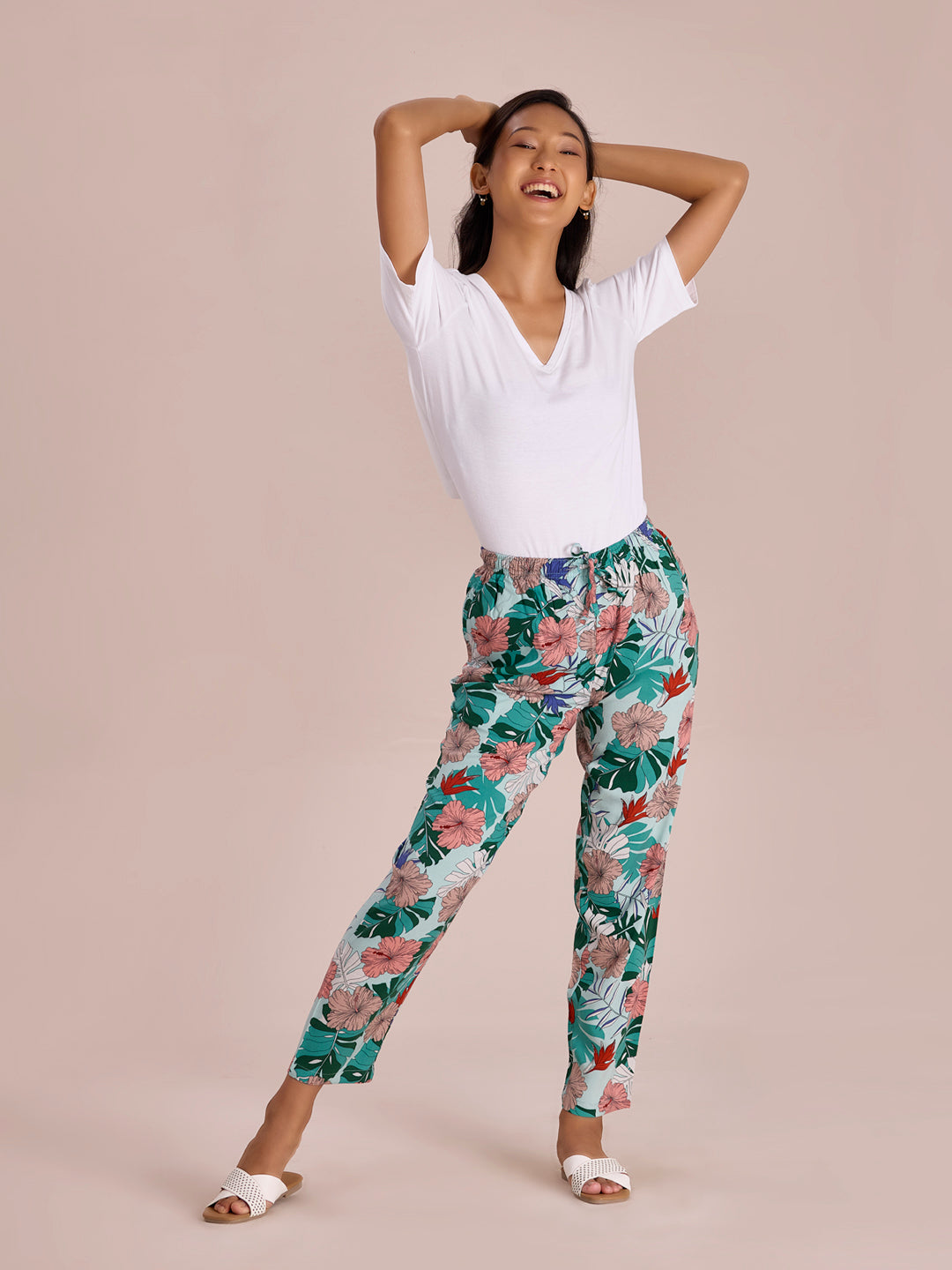 Women Green Printed Woven Viscose Lounge Pants