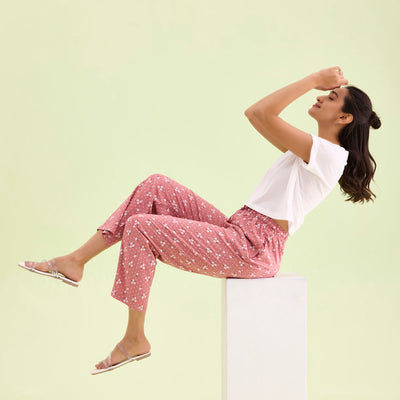 Women Printed Medium Pink Woven Viscose Mid Rise Lounge Pants