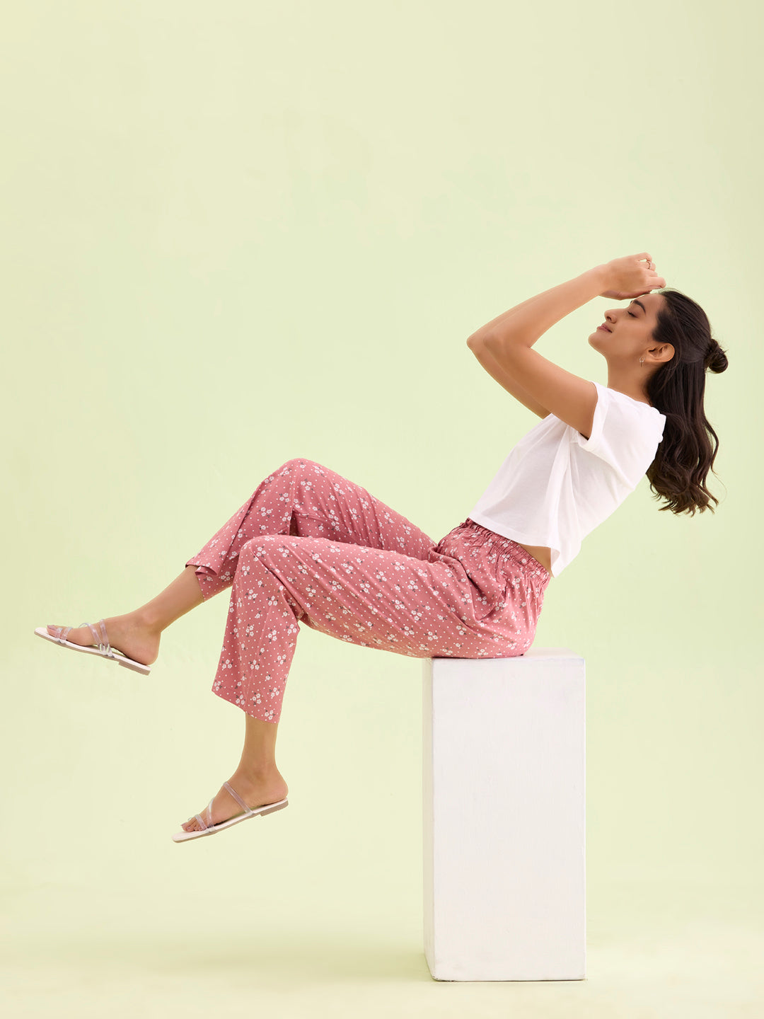 Women Printed Medium Pink Woven Viscose Mid Rise Lounge Pants