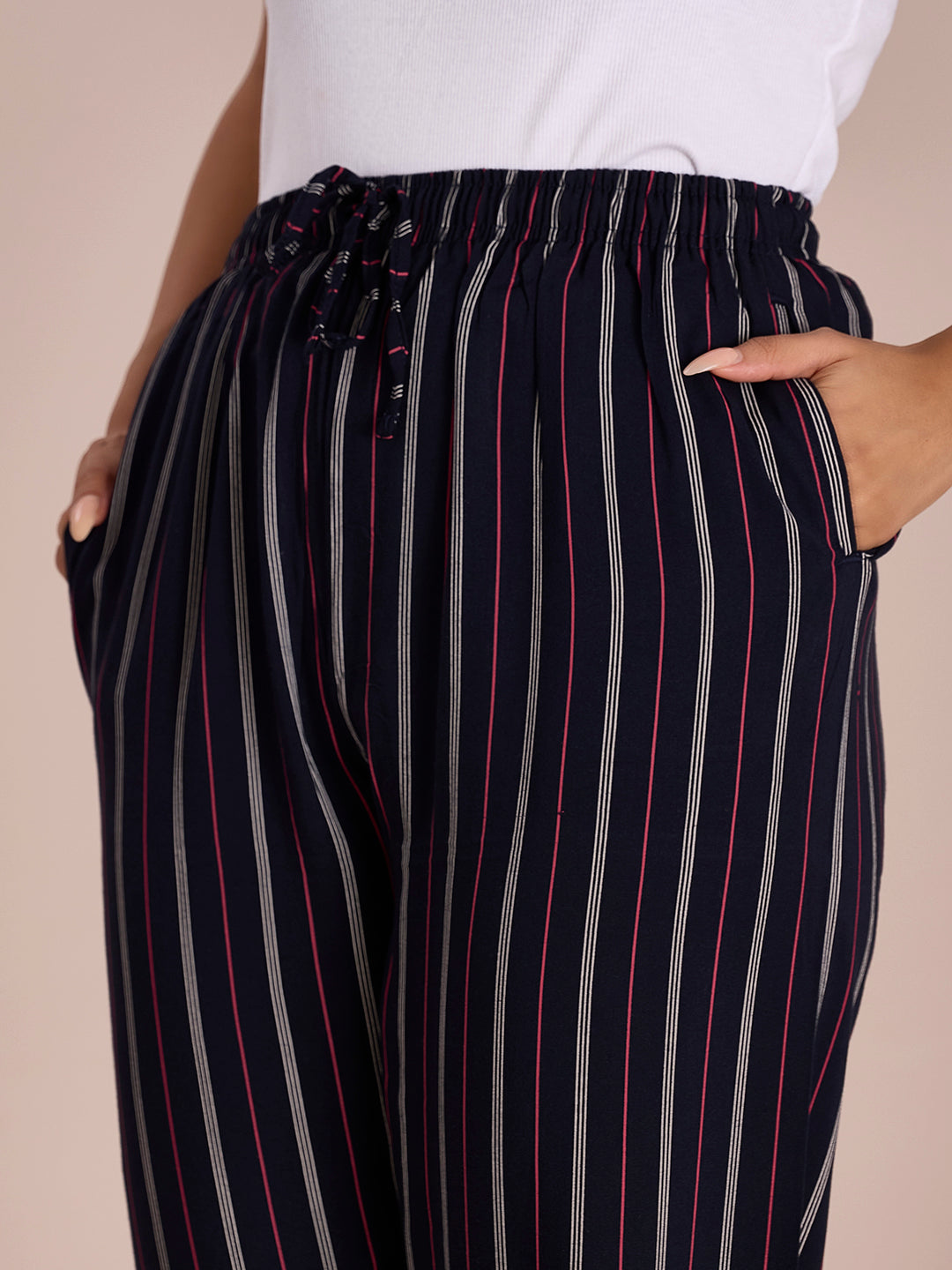 Women Printed Navy Woven Viscose Mid Rise Lounge Pants