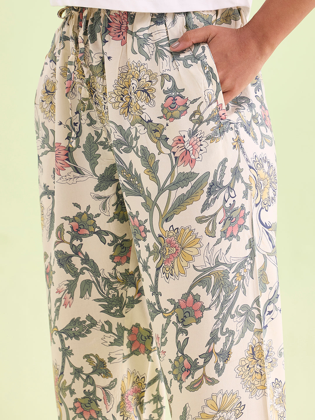 Women White Printed Woven Viscose Lounge Pants
