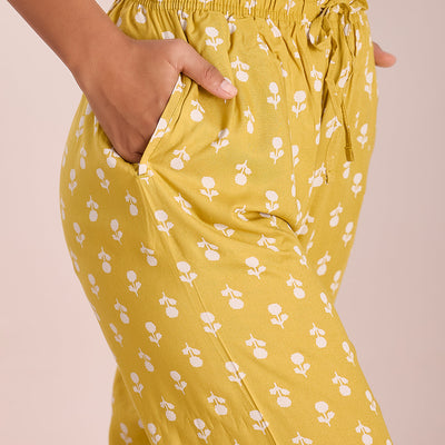 Women Printed Yellow Woven Mid Rise Viscose Lounge Pants