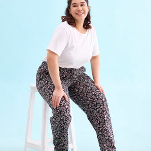 Women Printed Blacks Mid Rise Cotton Knit Lounge Pants