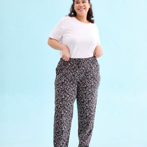 Women Printed Blacks Mid Rise Cotton Knit Lounge Pants