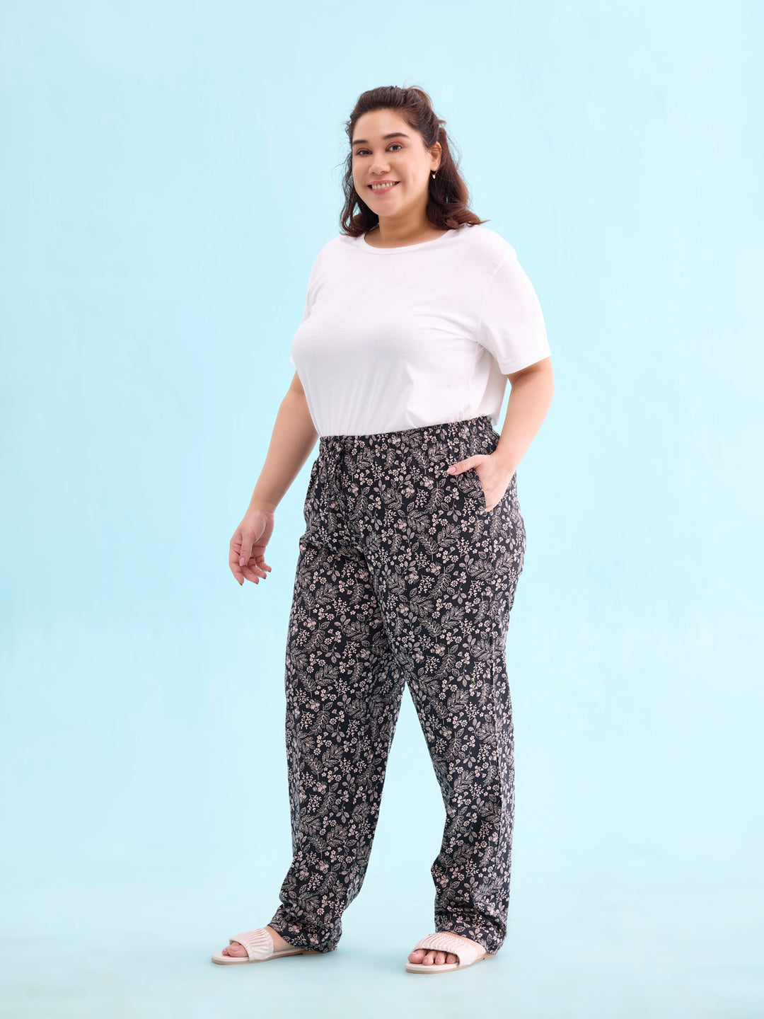 Women Printed Blacks Mid Rise Cotton Knit Lounge Pants