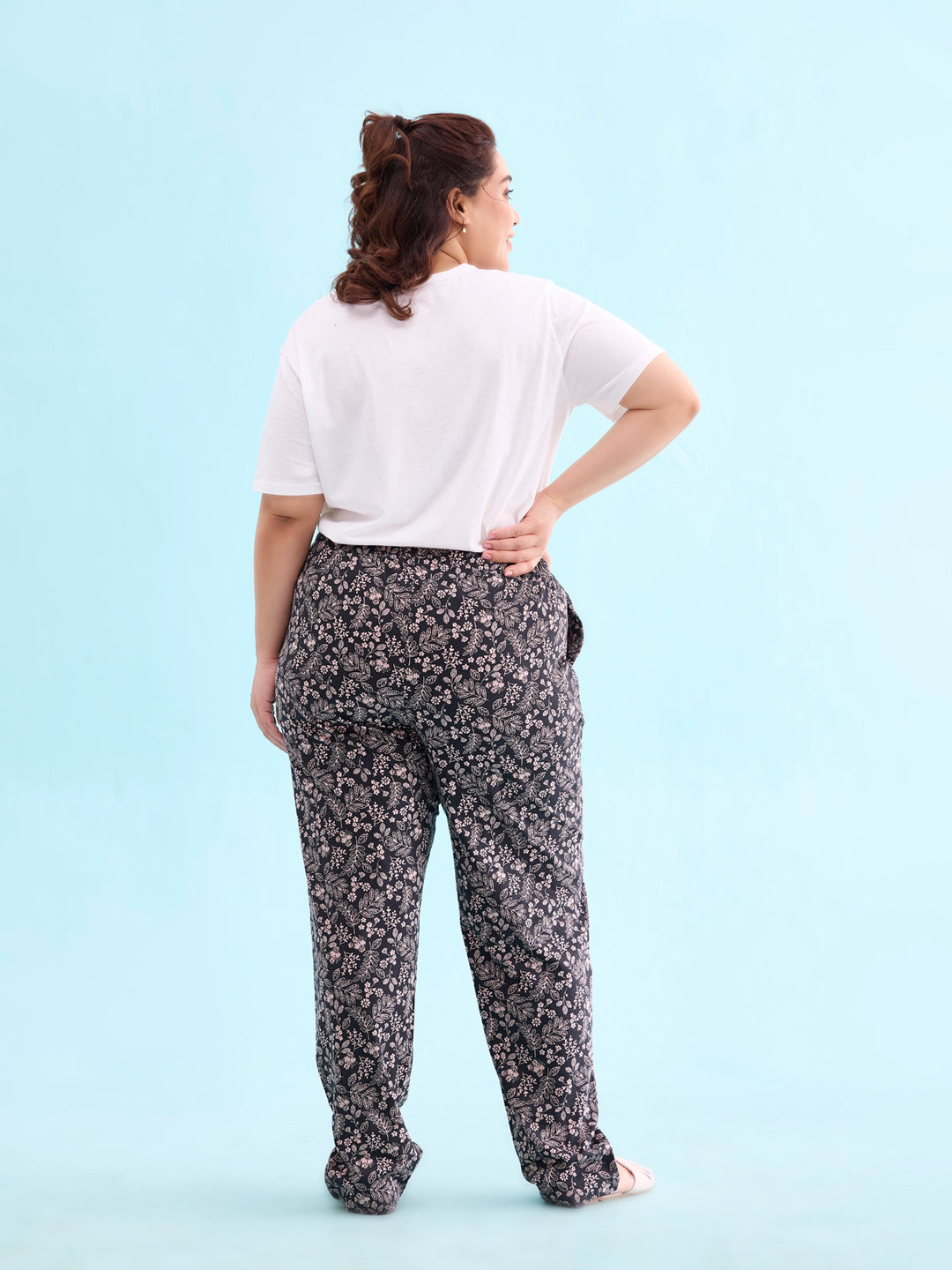 Women Printed Blacks Mid Rise Cotton Knit Lounge Pants