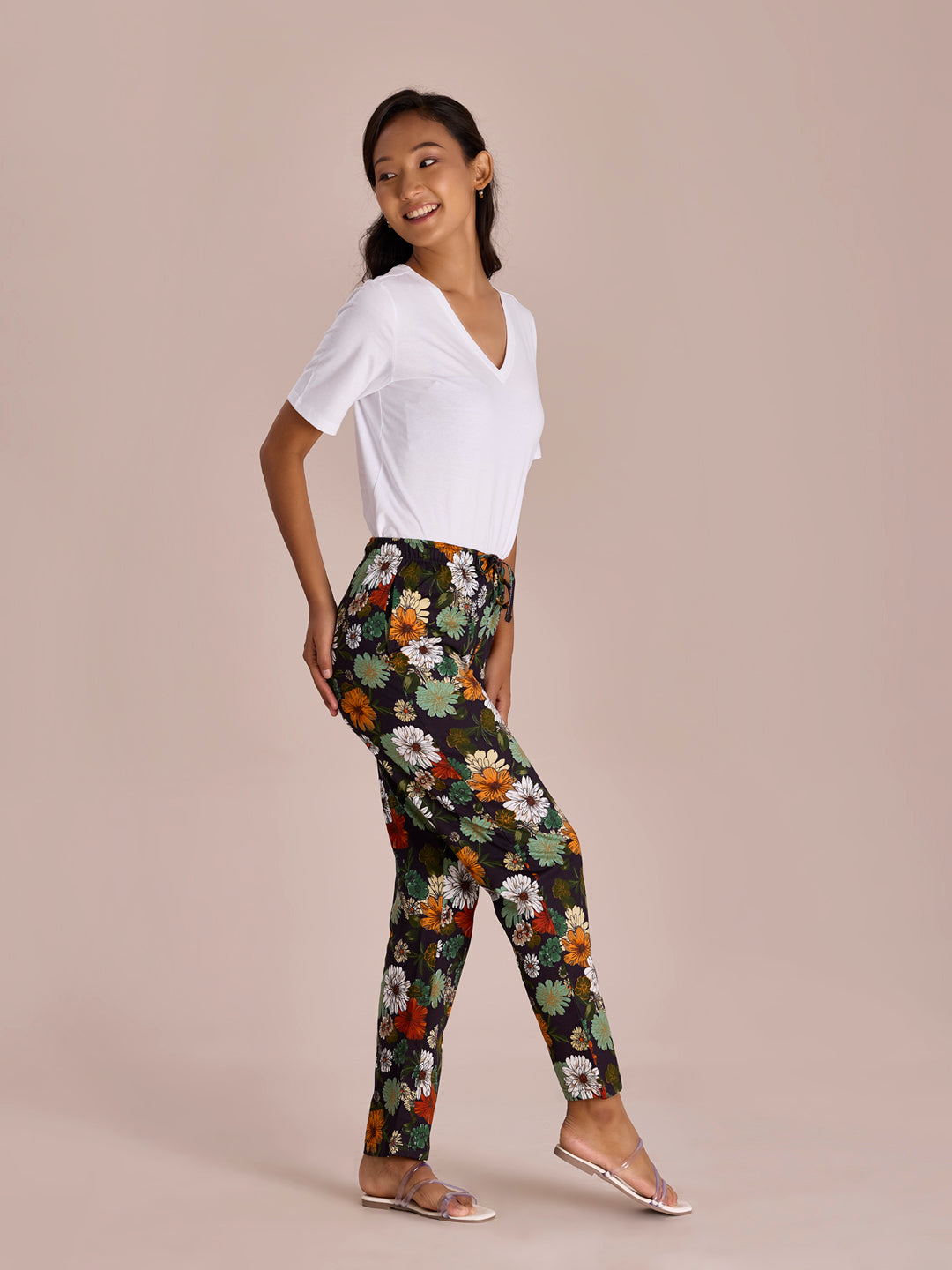 Women Printed Black Cotton Knit Mid Rise Lounge Pants