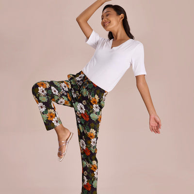 Women Printed Black Cotton Knit Mid Rise Lounge Pants