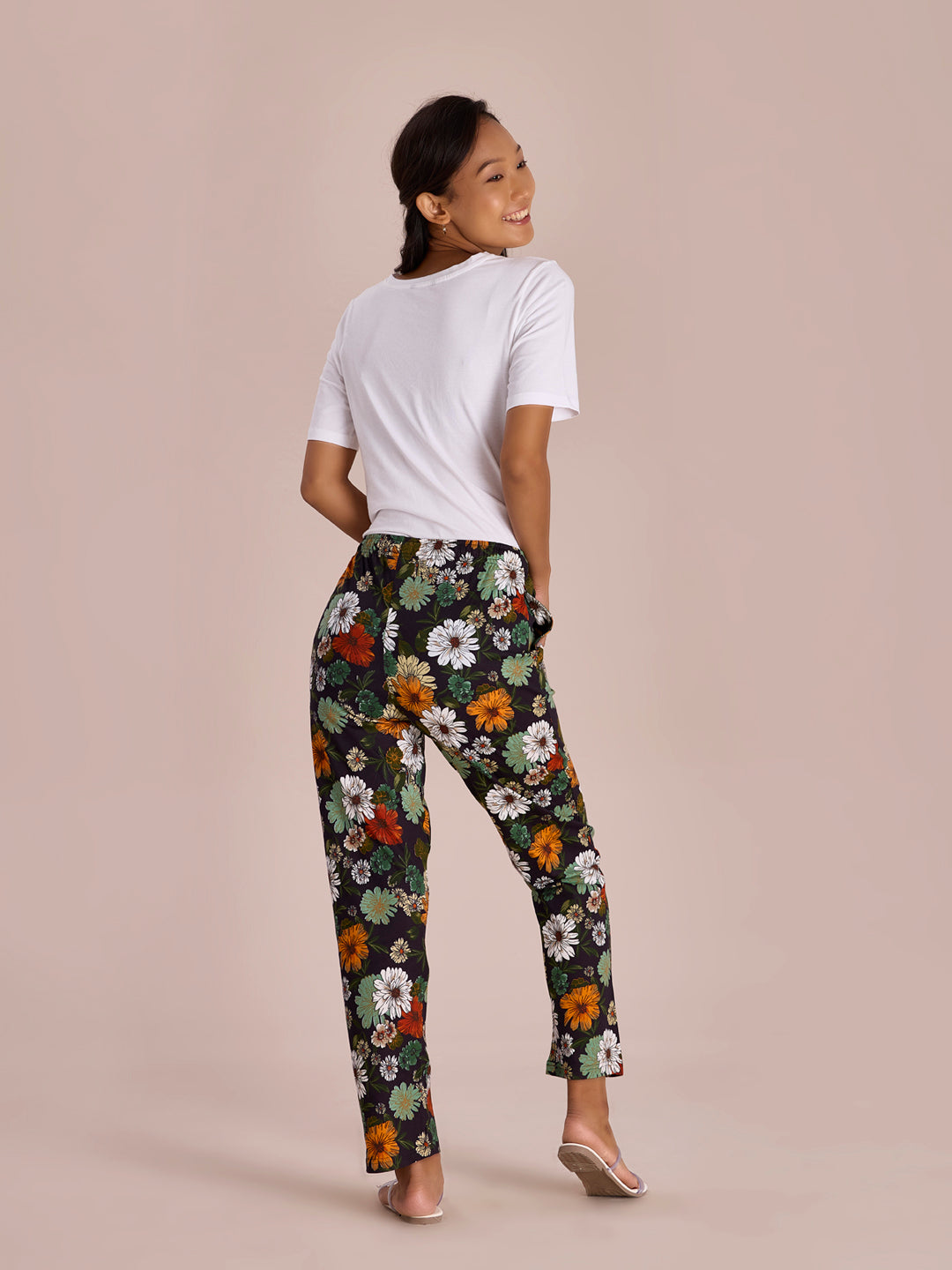 Women Printed Black Cotton Knit Mid Rise Lounge Pants
