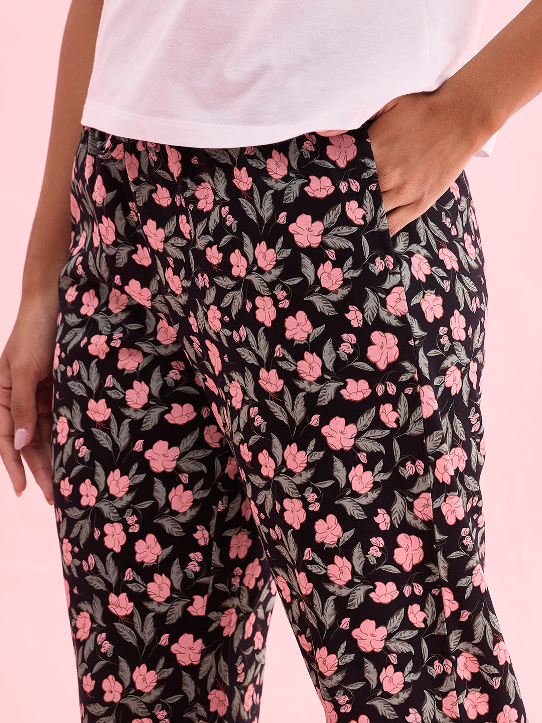 Women Black Printed Cotton Knit Lounge Pants