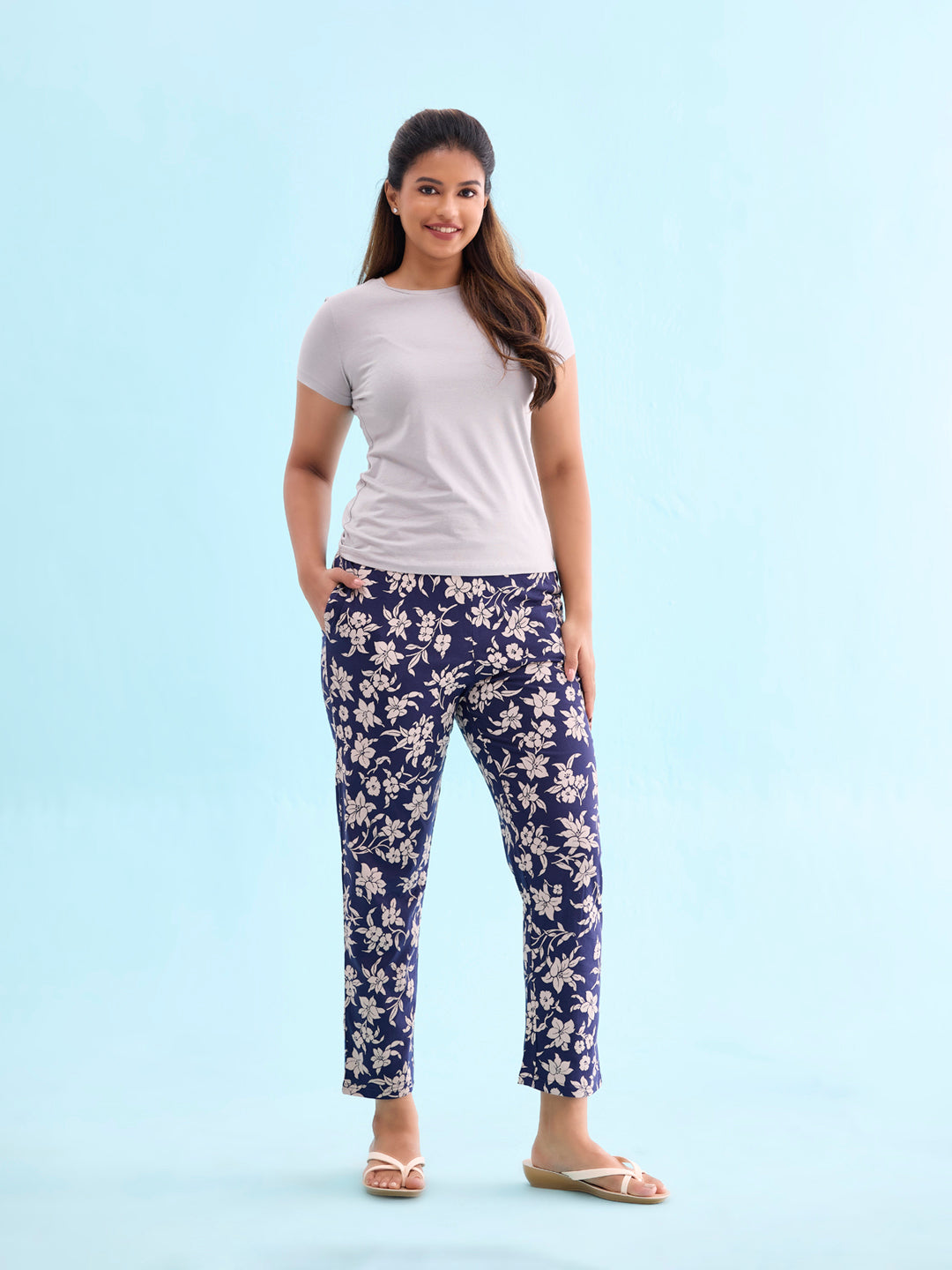 Women Printed Navy Cotton Knit Mid Rise Lounge Pants