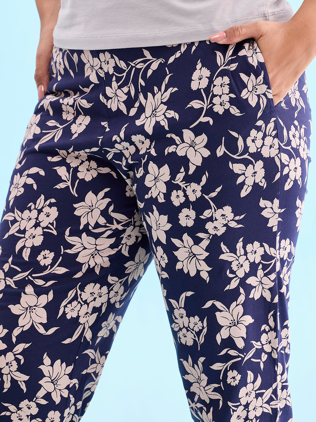 Women Printed Navy Cotton Knit Mid Rise Lounge Pants