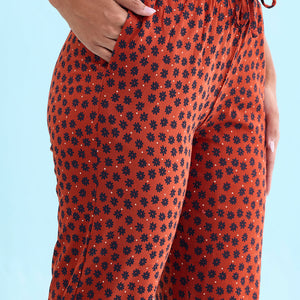 Women Printed Rust Cotton Knit Lounge Pants