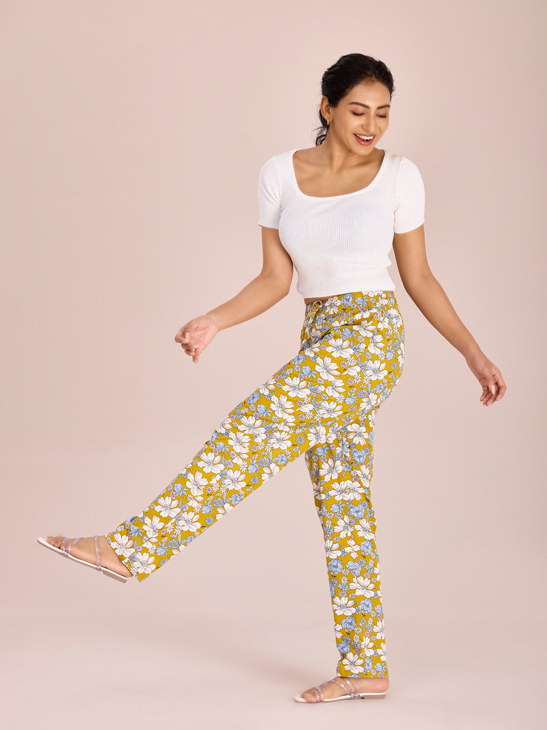 Women Printed Yellows Cotton Knit Lounge Pants