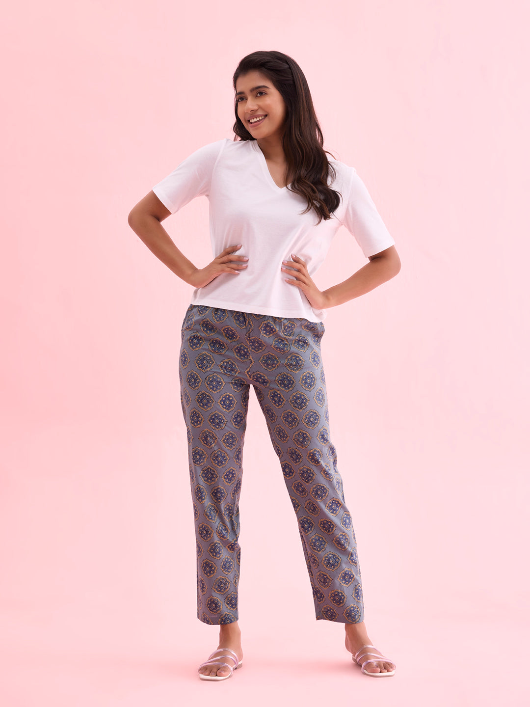 Women Printed Blue Cotton Woven Lounge Pants