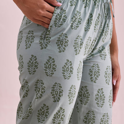 Women Printed Greens Cotton Knit Lounge Pants