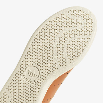 Adidas Originals | STAN SMITH  { PANTONE / CREAM WHITE